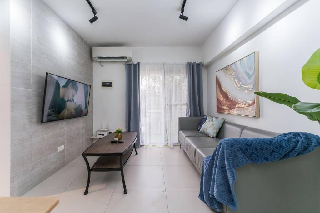 Airport Express Hostel E-527, 2 Minutes To Airport,Fast Wifi, Free Netflix ماكتان المظهر الخارجي الصورة