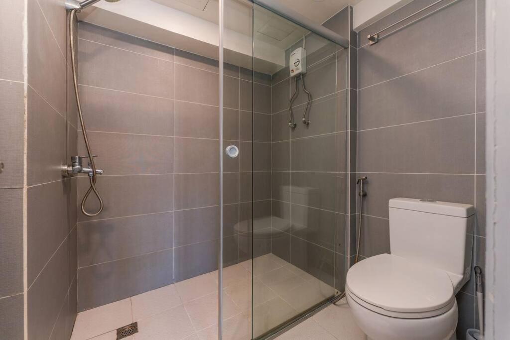Airport Express Hostel E-527, 2 Minutes To Airport,Fast Wifi, Free Netflix ماكتان المظهر الخارجي الصورة